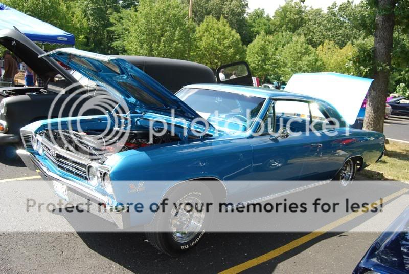 Tons of PicsRolla, Mo car show The 1947 Present Chevrolet & GMC